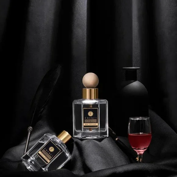 ÉMERCI Wood Ball Stick Premium Fragrance 110ml - Picture 6 of 8